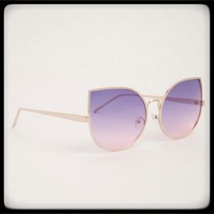 TORRID☆Ombrè Extreme Cat Eye Sunglasses